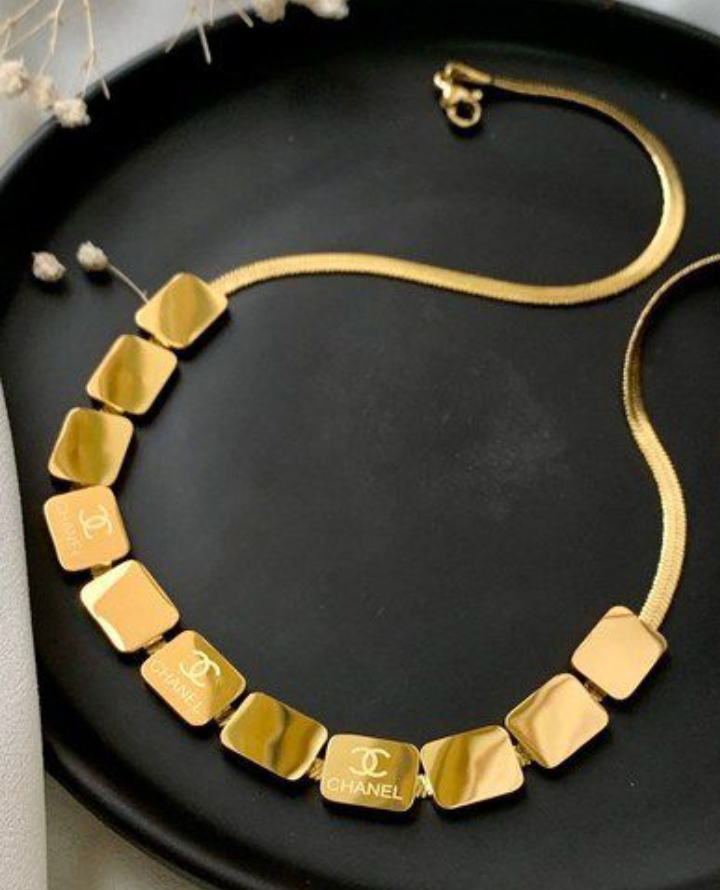 CHANEL NECKLACE HIGH QUALITY & TARNISH-RESISTANT