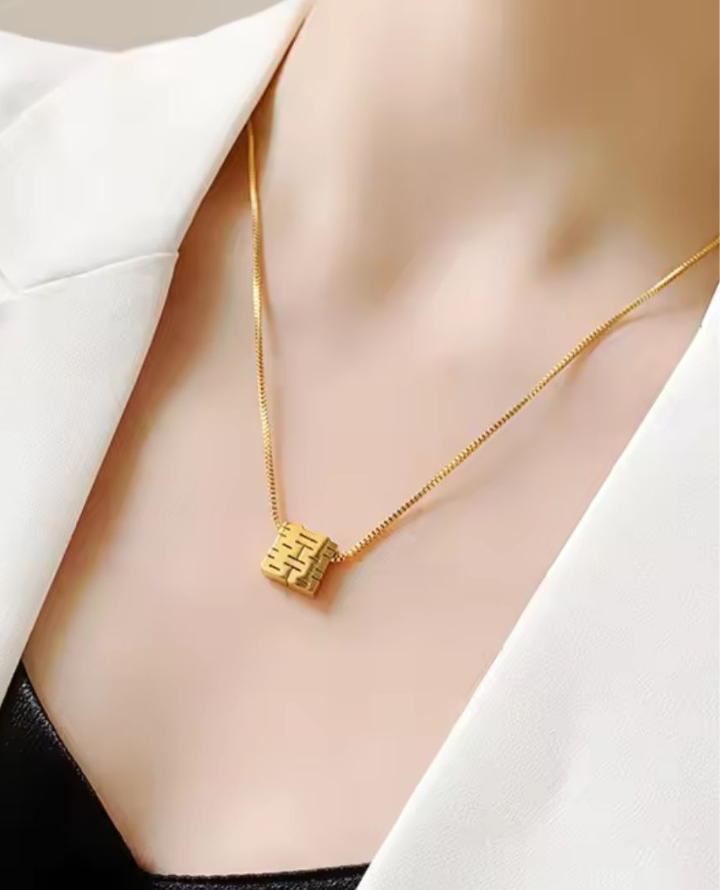 STAINLESS STEEL VERSACE NECKLACE WATERPROOF & TARNISH FREE