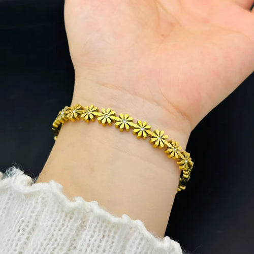 Bloom Charm Stainless Steel Flower Bangle – Timeless Elegance
