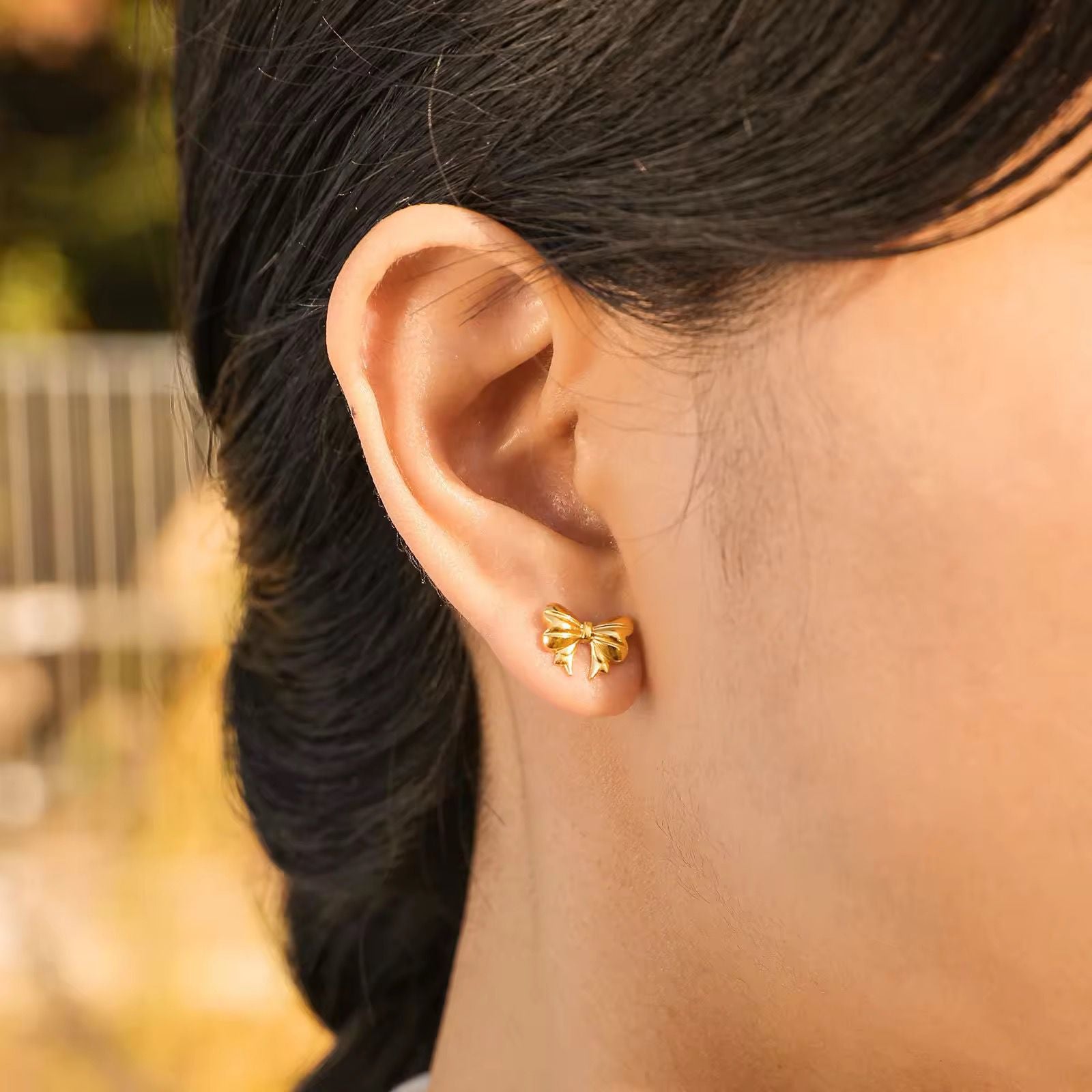 Charming Bow Studs – Stainless Steel Elegance for Everyday Glam