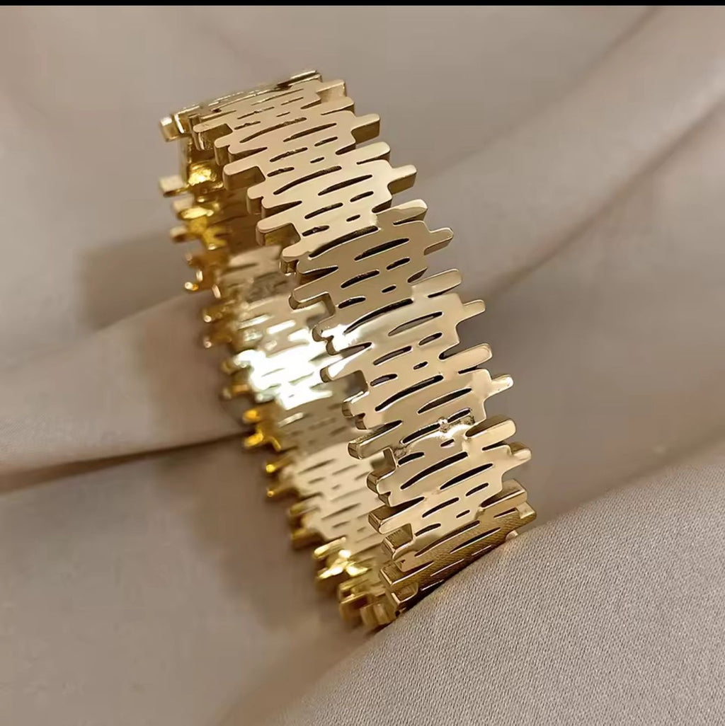 Sleek & Strong – Premium 316L Steel Jewelry