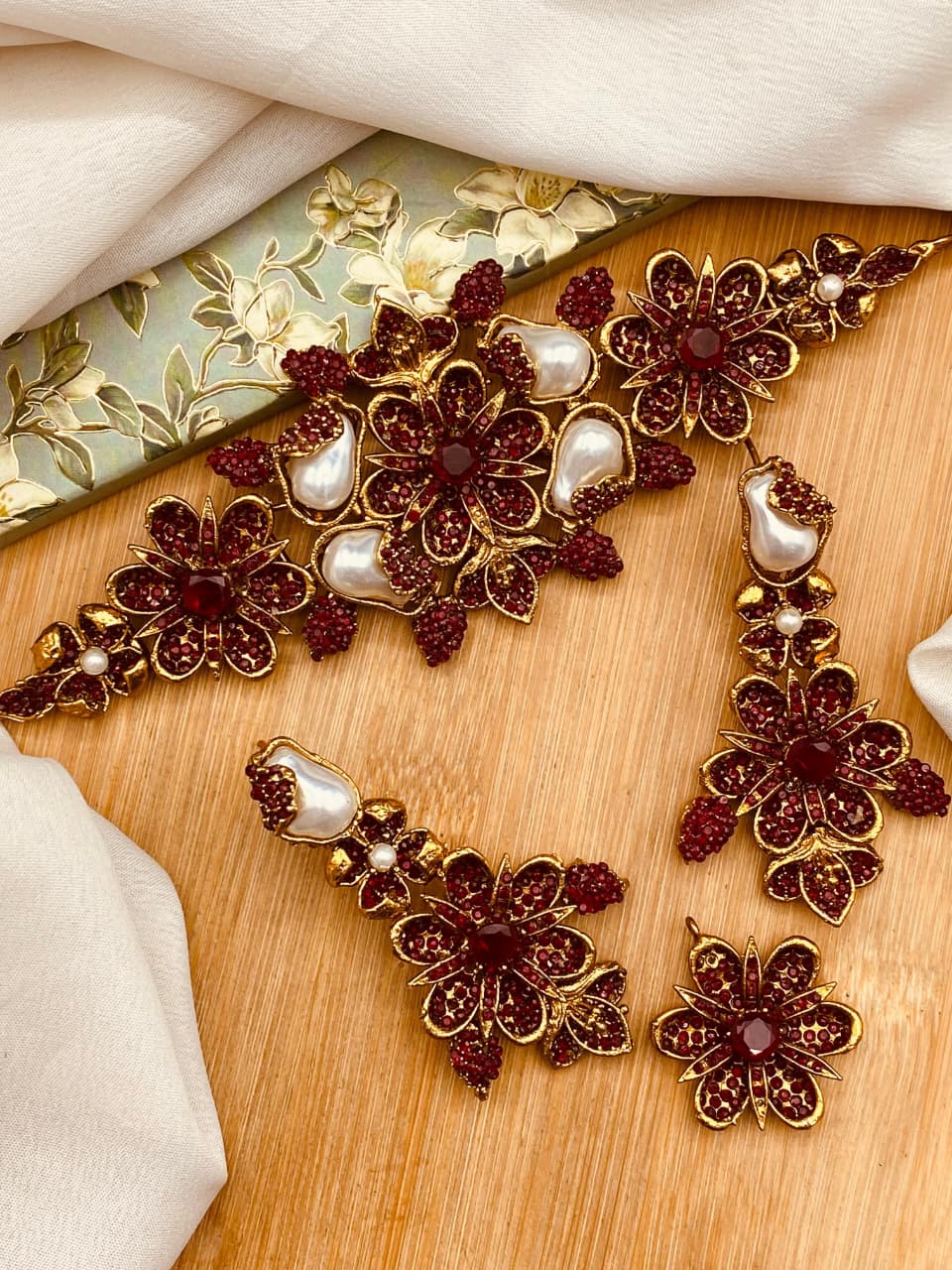 Turkish Choker Set – Elegant Handmade Jewelry for Every Occasion