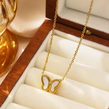 ✨Delicate Stainless Steel Butterfly Necklace