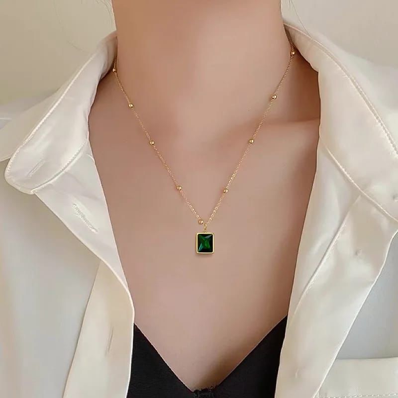 Emerald Zarkoon Necklace – Premium Stainless Steel Shine