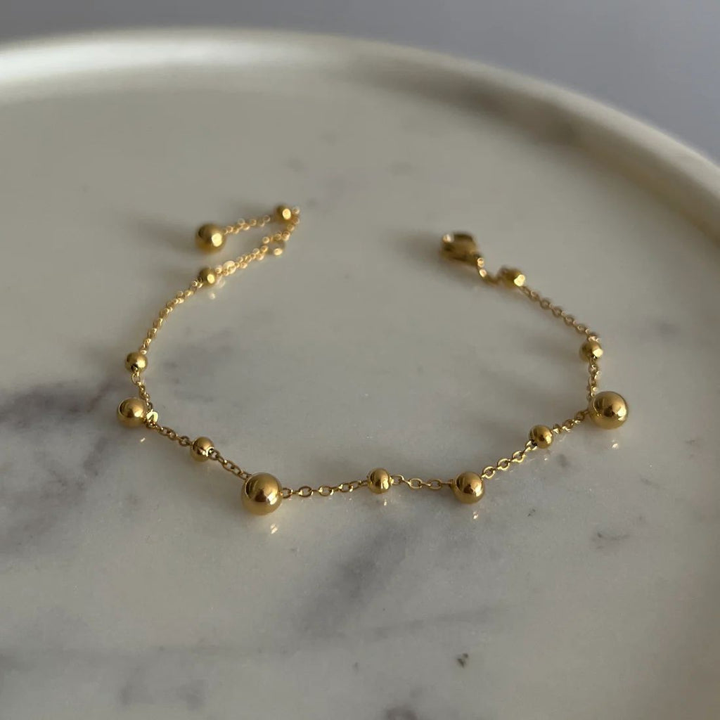 Minimalist Stainless Steel Ball Bracelet – Timeless Everyday Elegance