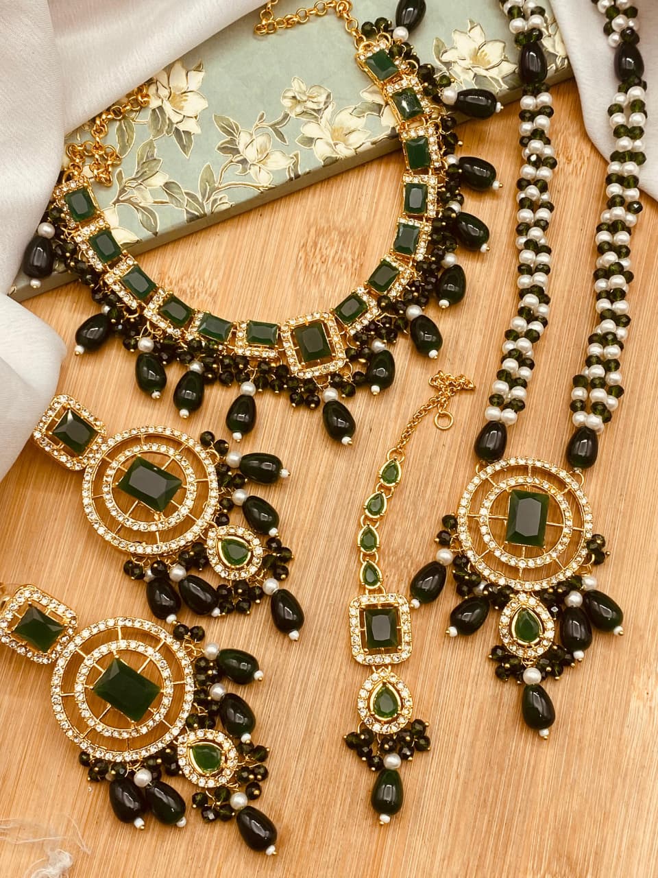 Nauratan Stone Necklace Set – Timeless Elegance in Every Color