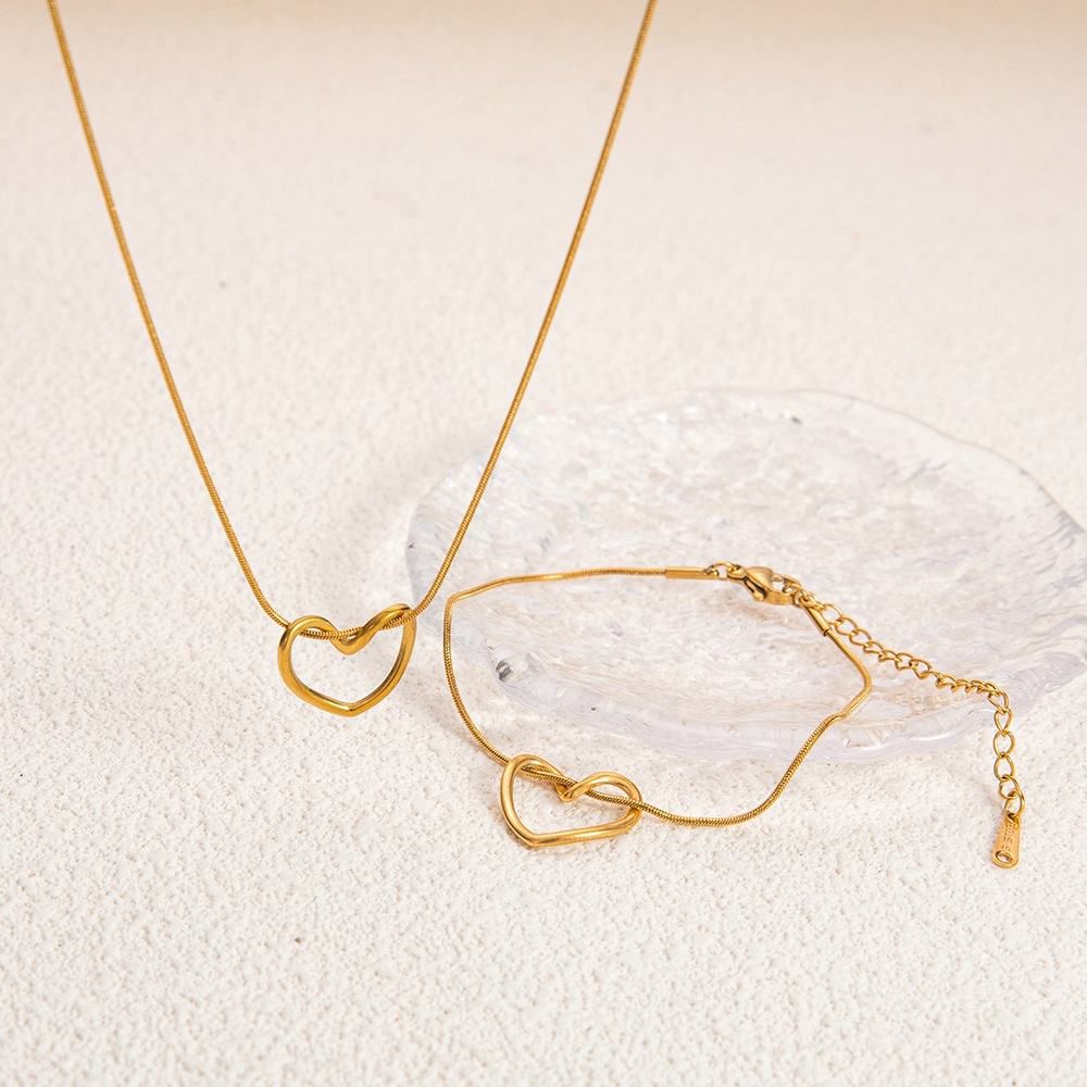 Trendy Hollow Heart Combo Set – Stainless Steel Beauty