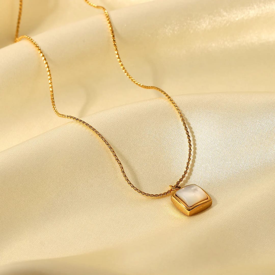 Stainless Steel Square Shell Necklace – High Quality, Waterproof & Tarnish-Free