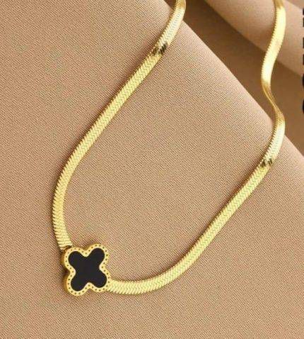 Stainless Steel Clover Snake Necklace – High Quality