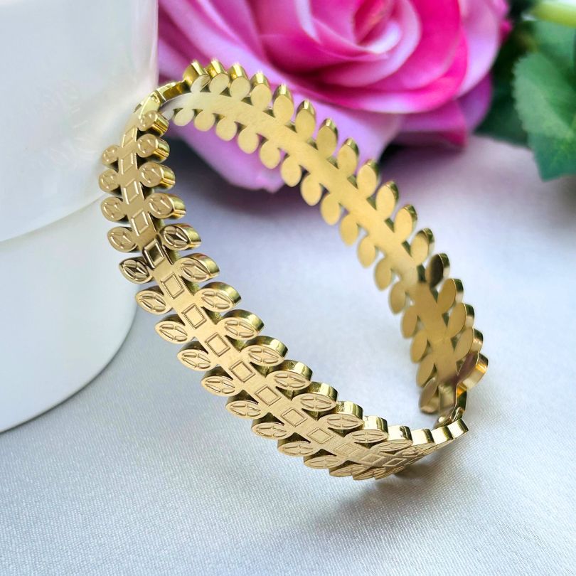 Luxury Leaf Handcuff Bracelet – 316L Stainless Steel |