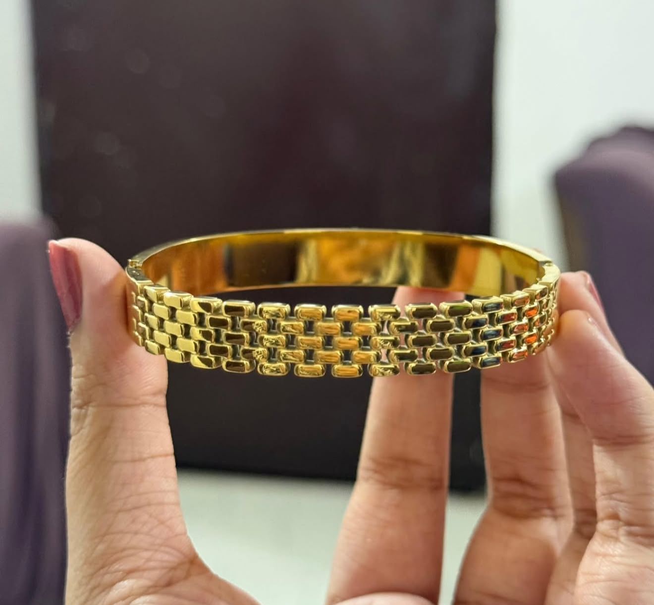 Luxury Handcuff Bracelet – 316L Stainless Steel Premium Quality